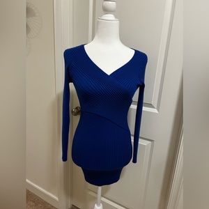 Blue fitted short dress
